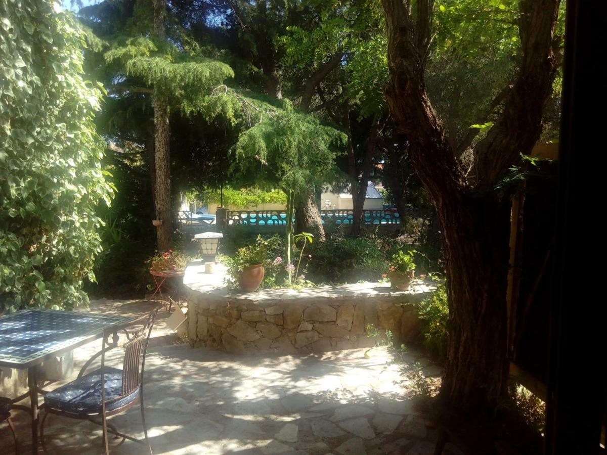 Le Paradis De Valerie Sete Bagian luar foto